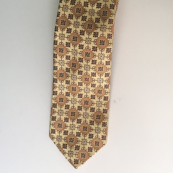 ROBERT Talbott Silk Made in USA Tie Good Preloved Condition Printed - Picture 8 of 9